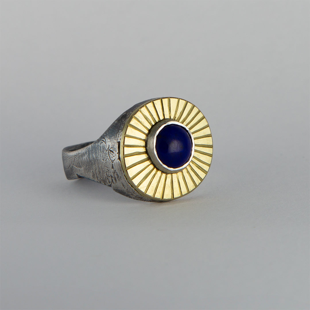 Lapis starburst signet