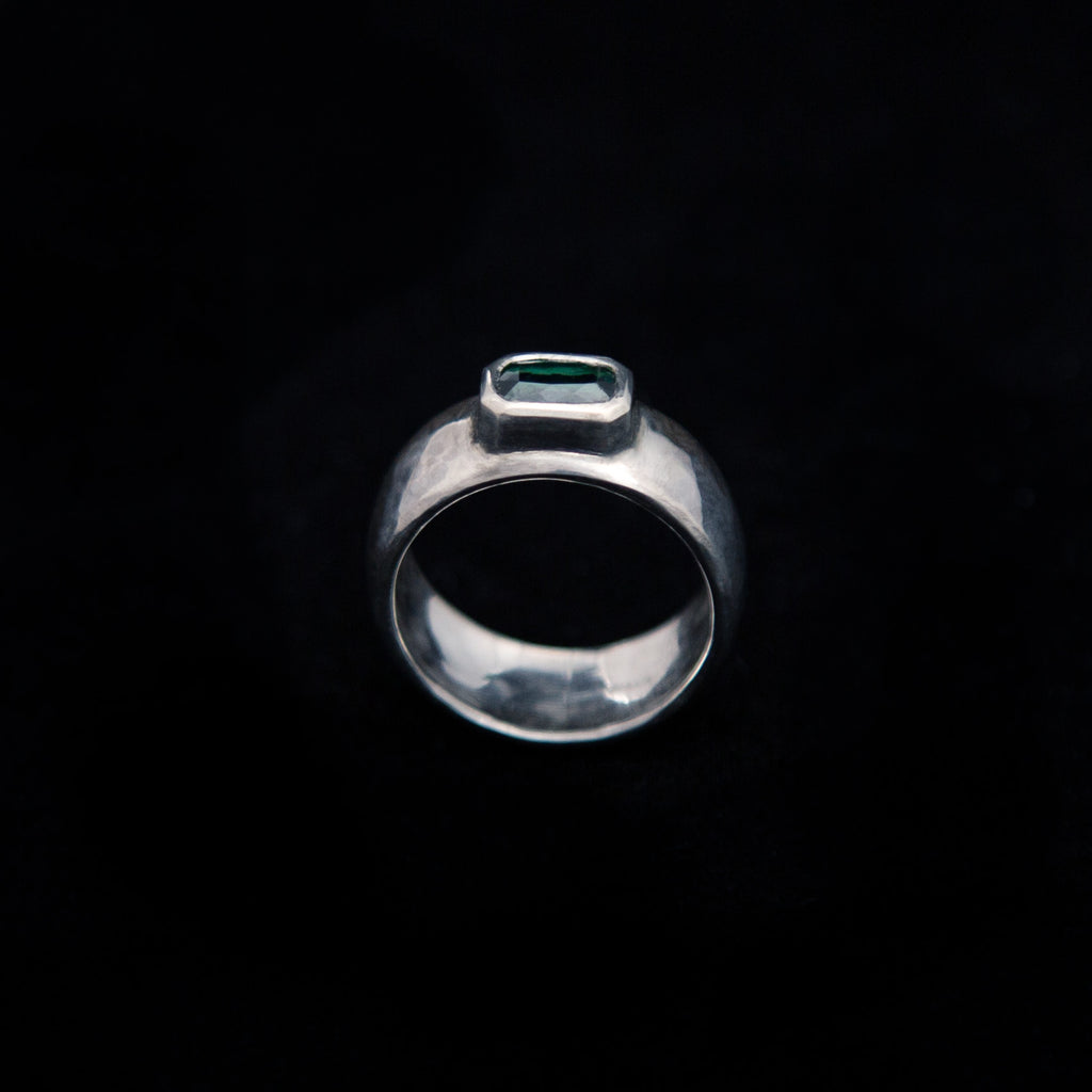 Green tourmaline wide band